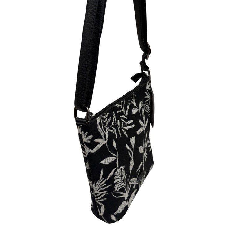 Olkalaukku 8043706 musta